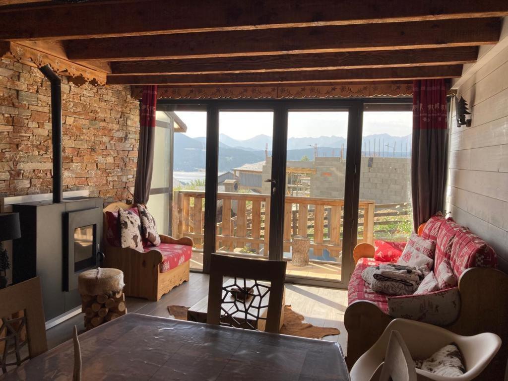 Chalet Cosy Renove Avec Vue Sur Le Lac 莱桑格勒 外观 照片